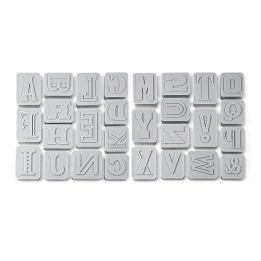 Set de 28 emporte-pièces "Lettres" - K.C