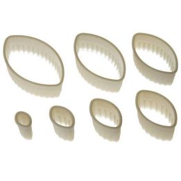 Set de 7 cortadores "oval" rizados